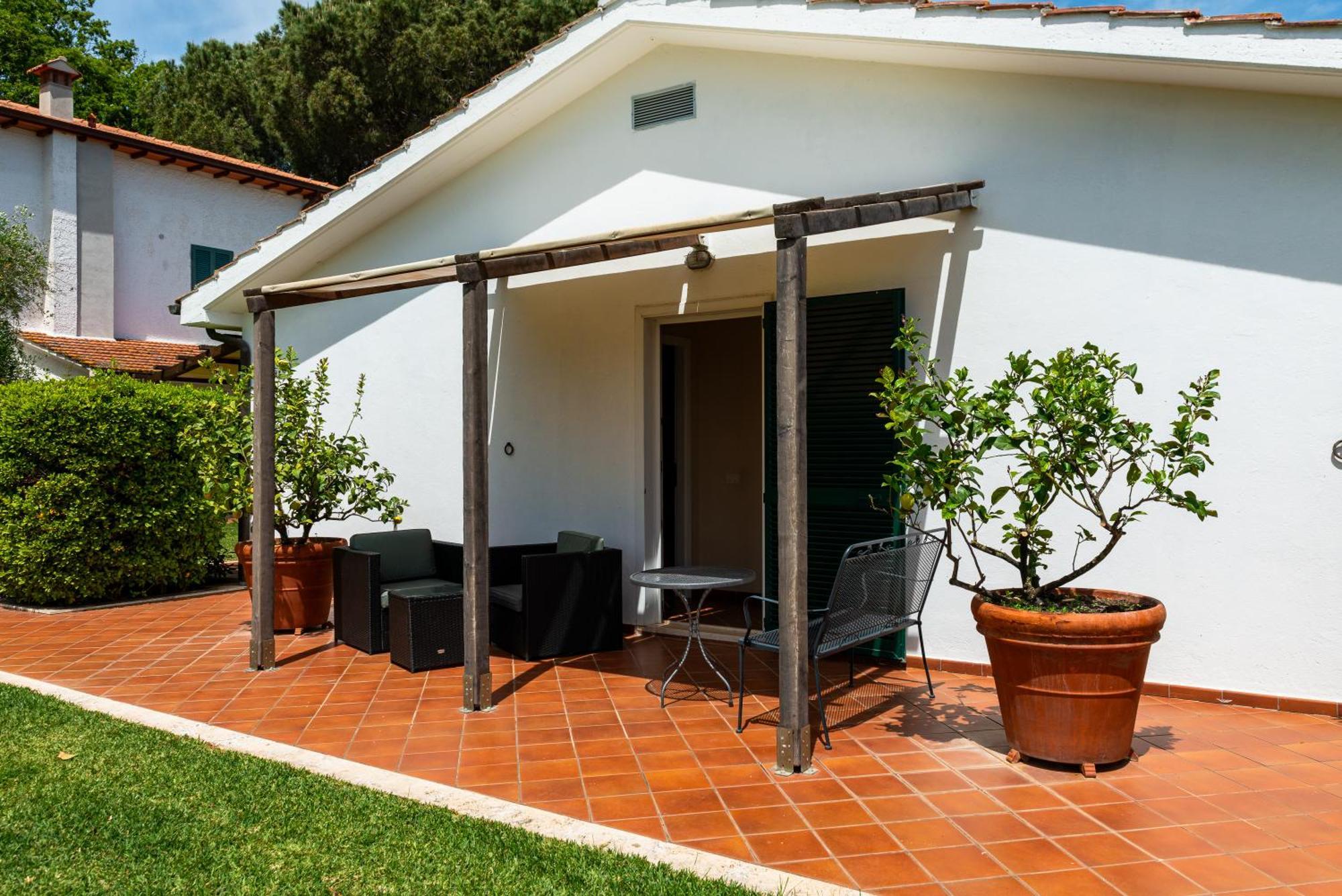 Ghiaccio Bosco Guest House Capalbio Exterior photo